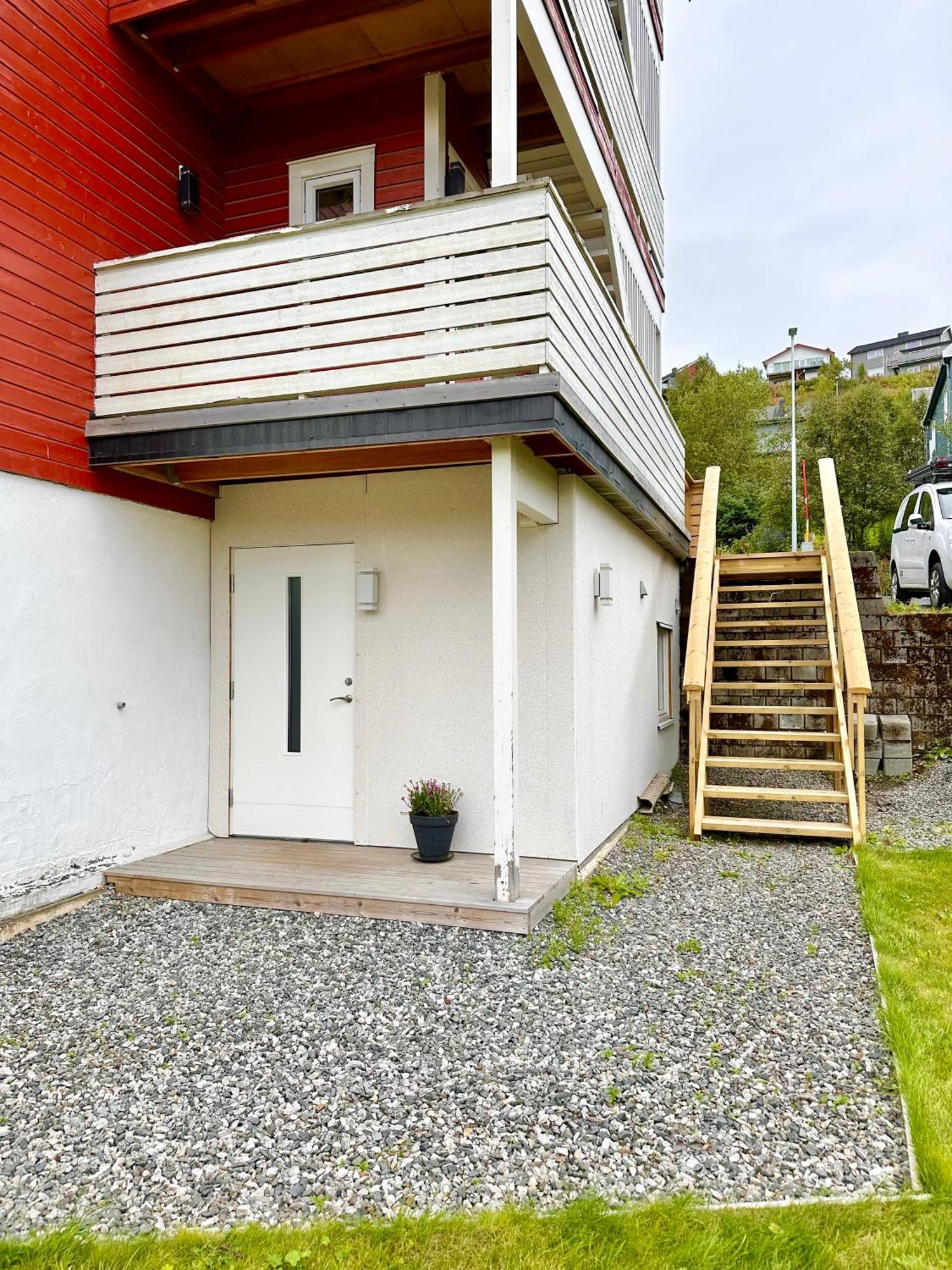 Modern Apartment In Tromso Exterior photo